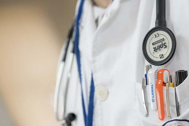 Come scegliere un medico online