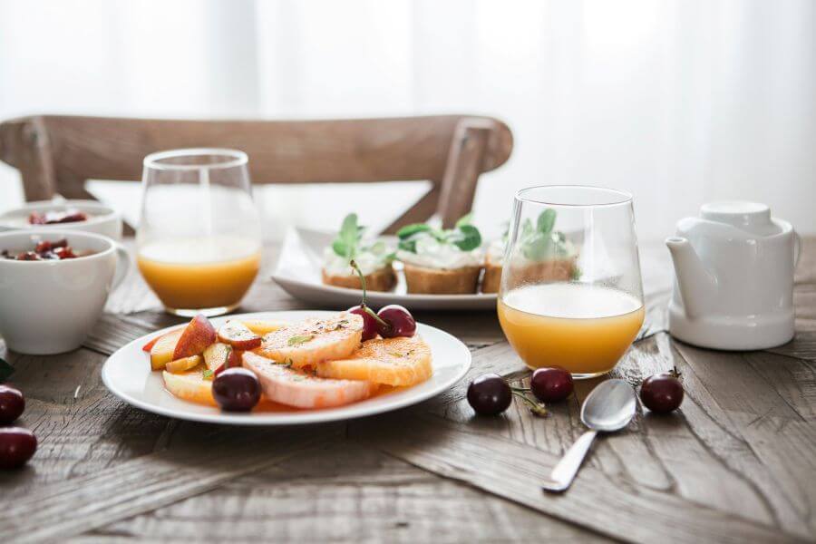 Design funzionale: come le alzate trasformano il buffet moderno